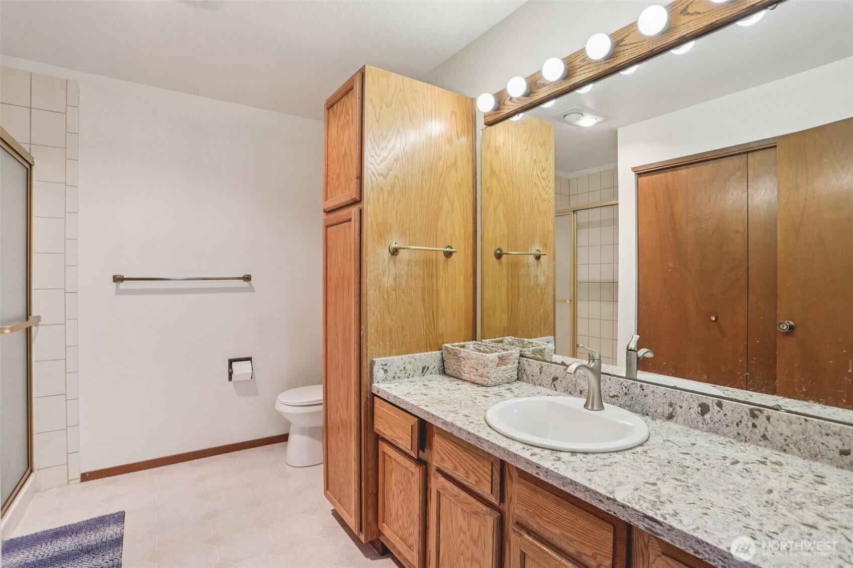 17440 NE 38th Street #A201, Redmond, WA 98052