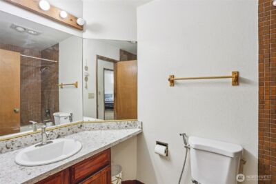 17440 NE 38th Street #A201, Redmond, WA 98052 - Photo 9