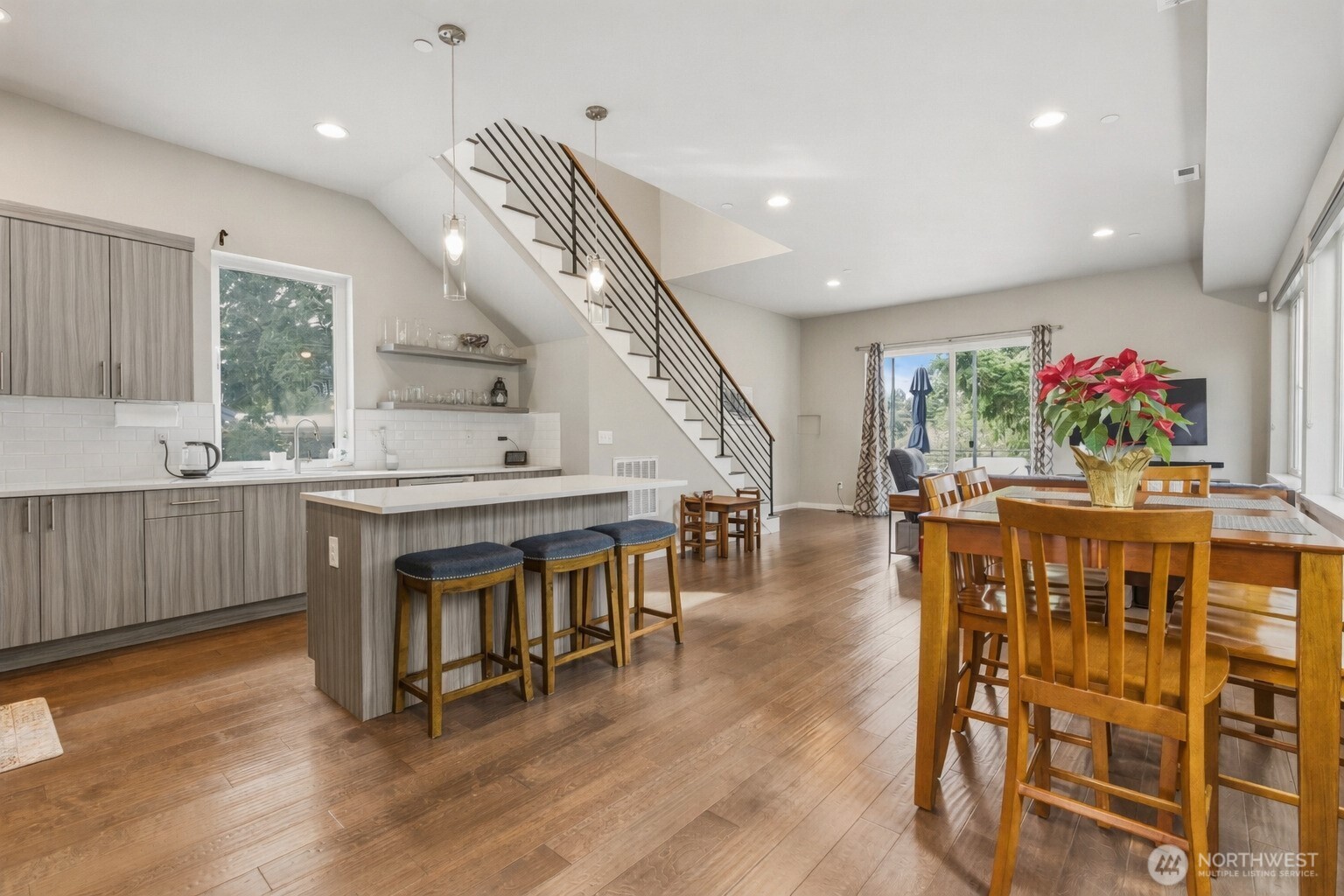 10429 7th Avenue SW, Seattle, WA 98146