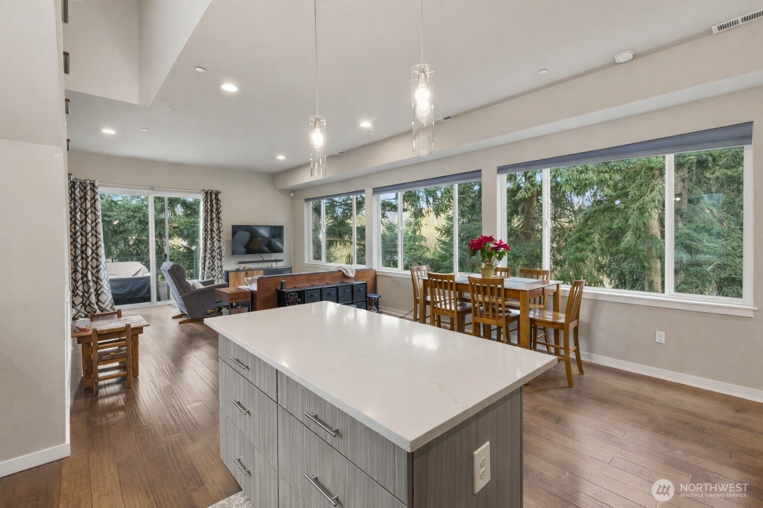 10429 7th Avenue SW, Seattle, WA 98146