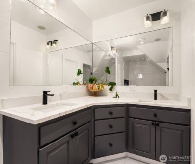 1012 2nd Avenue W, Seattle, WA 98119-3515 - Photo 24