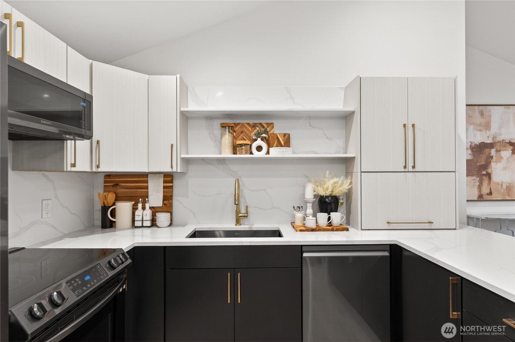 14551 Ashworth Avenue N, Shoreline, WA 98133