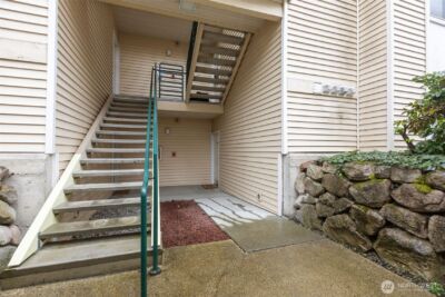 440 Maple Ave SW Avenue SW #A106, Renton, WA 98057 - Photo 2