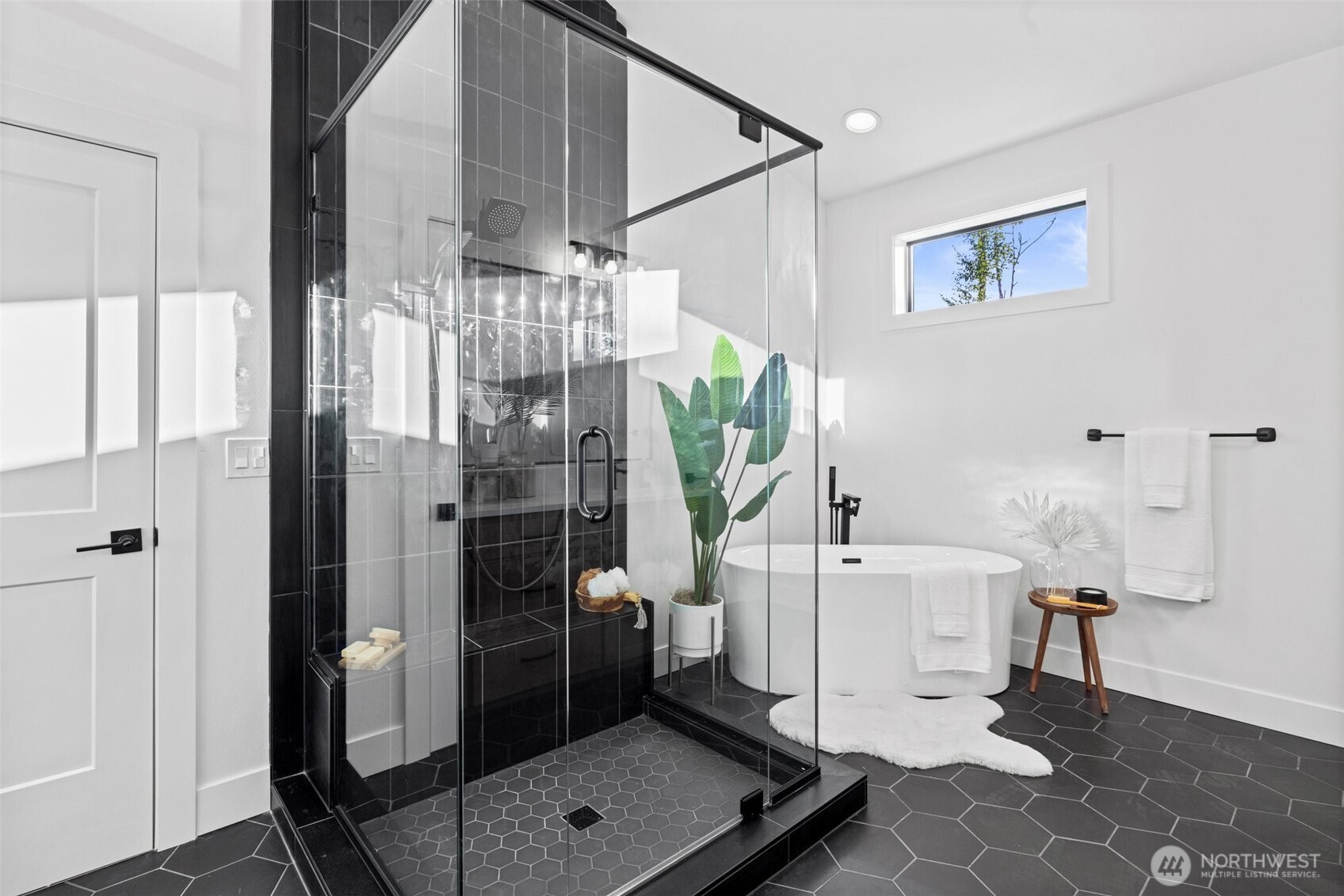 25716 99th Avenue E, Graham, WA 98338