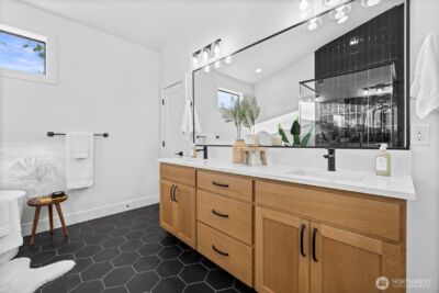 25716 99th Avenue E, Graham, WA 98338 - Photo 19