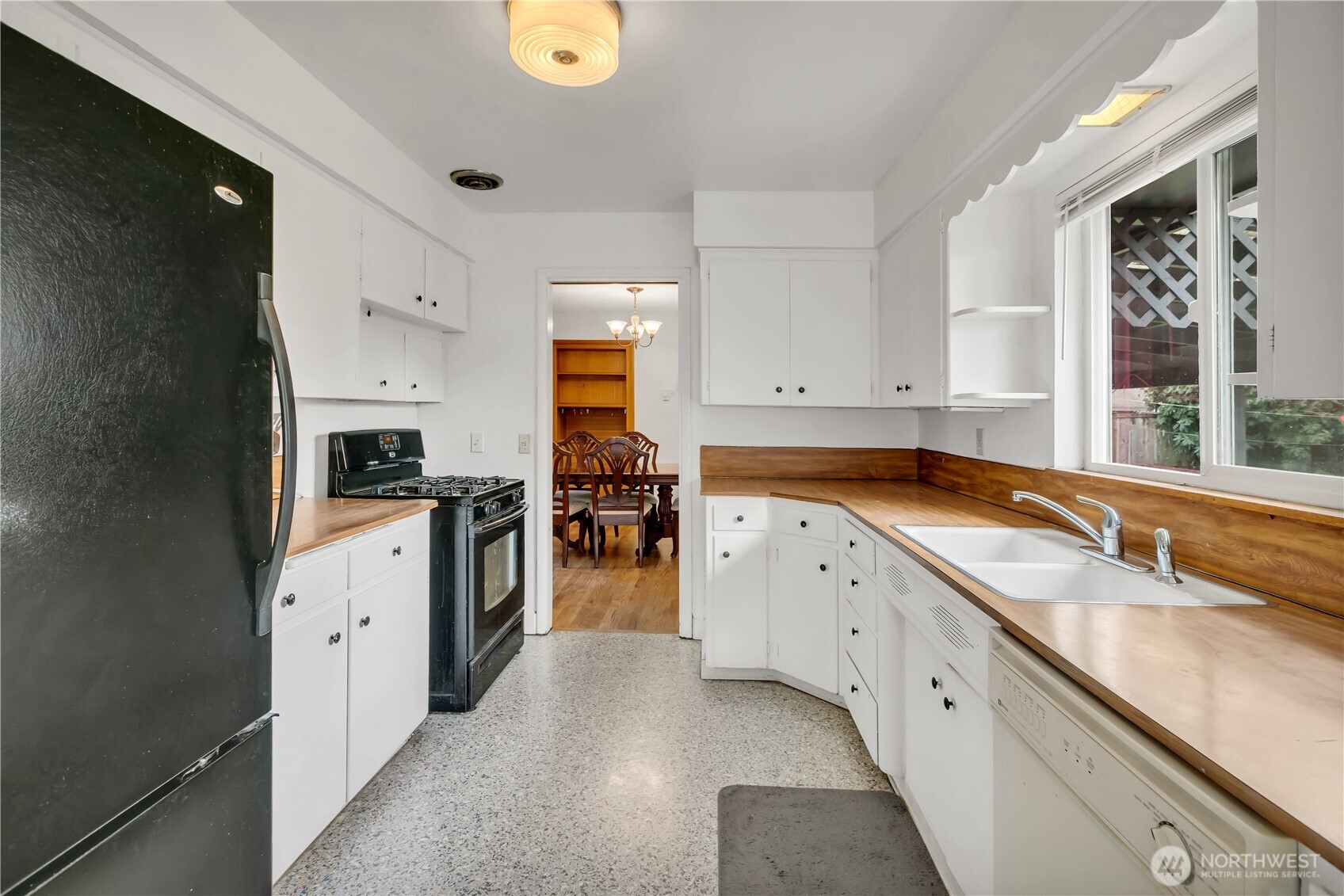 924 7th Avenue NW, Puyallup, WA 98371