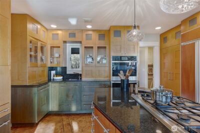 10431 Marine View Drive SW, Seattle, WA 98146 - Photo 13