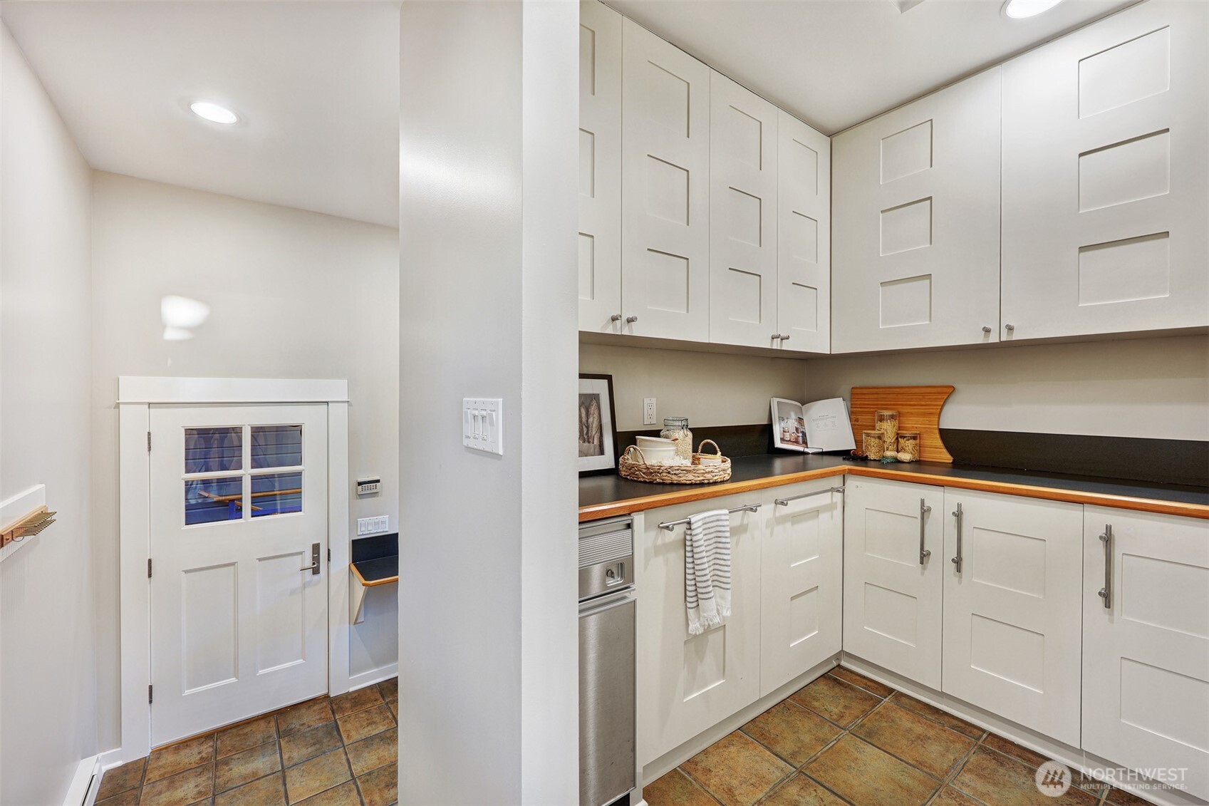 10431 Marine View Drive SW, Seattle, WA 98146