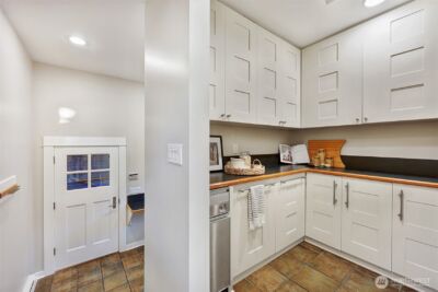 10431 Marine View Drive SW, Seattle, WA 98146 - Photo 14