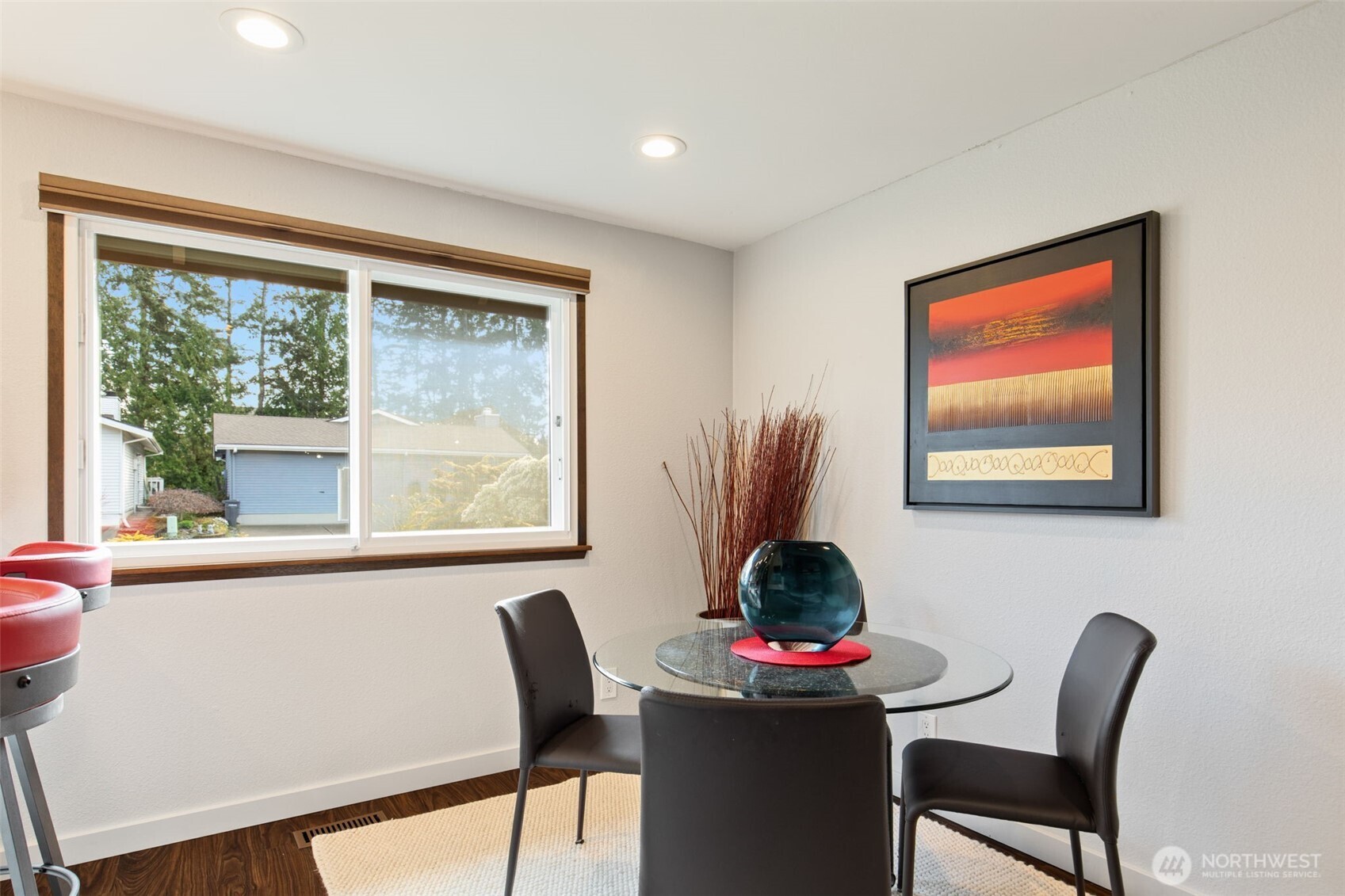 24827 13th Avenue S, Des Moines, WA 98198