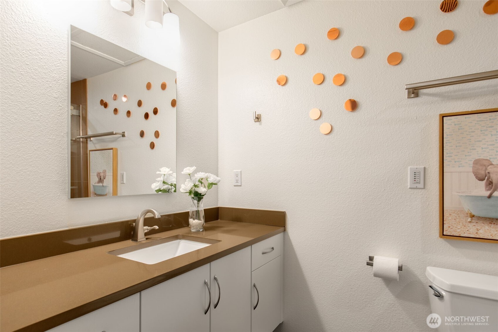 24827 13th Avenue S, Des Moines, WA 98198