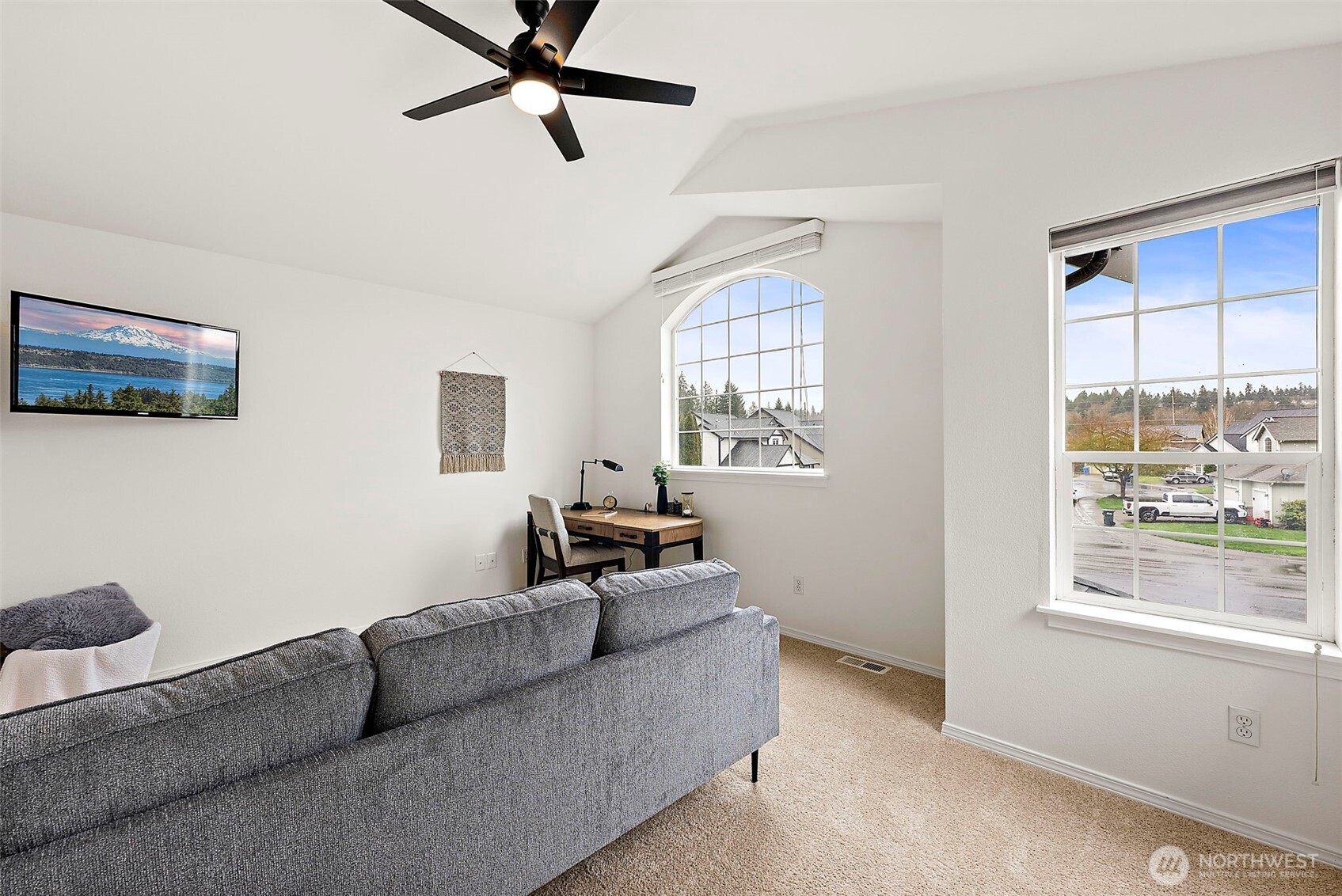 10503 180th Avenue E, Bonney Lake, WA 98391-7083