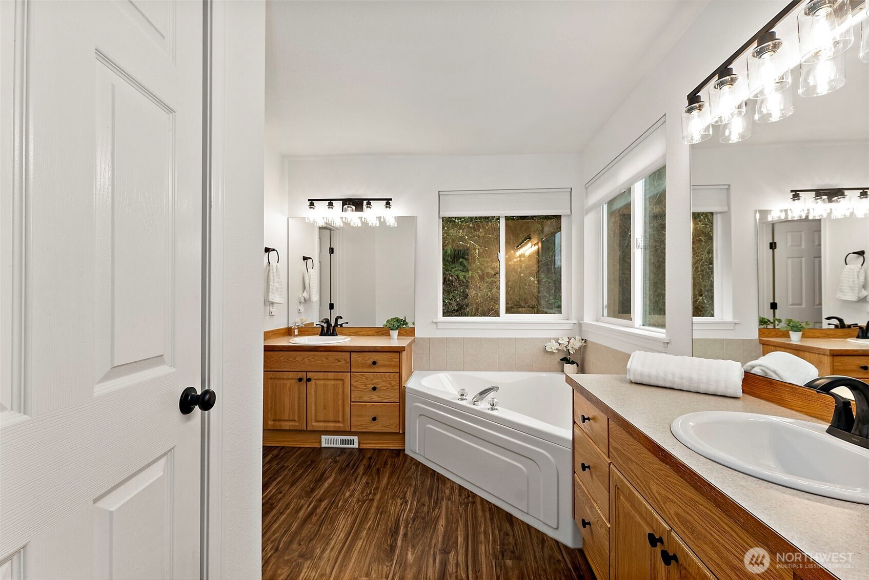 10503 180th Avenue E, Bonney Lake, WA 98391-7083