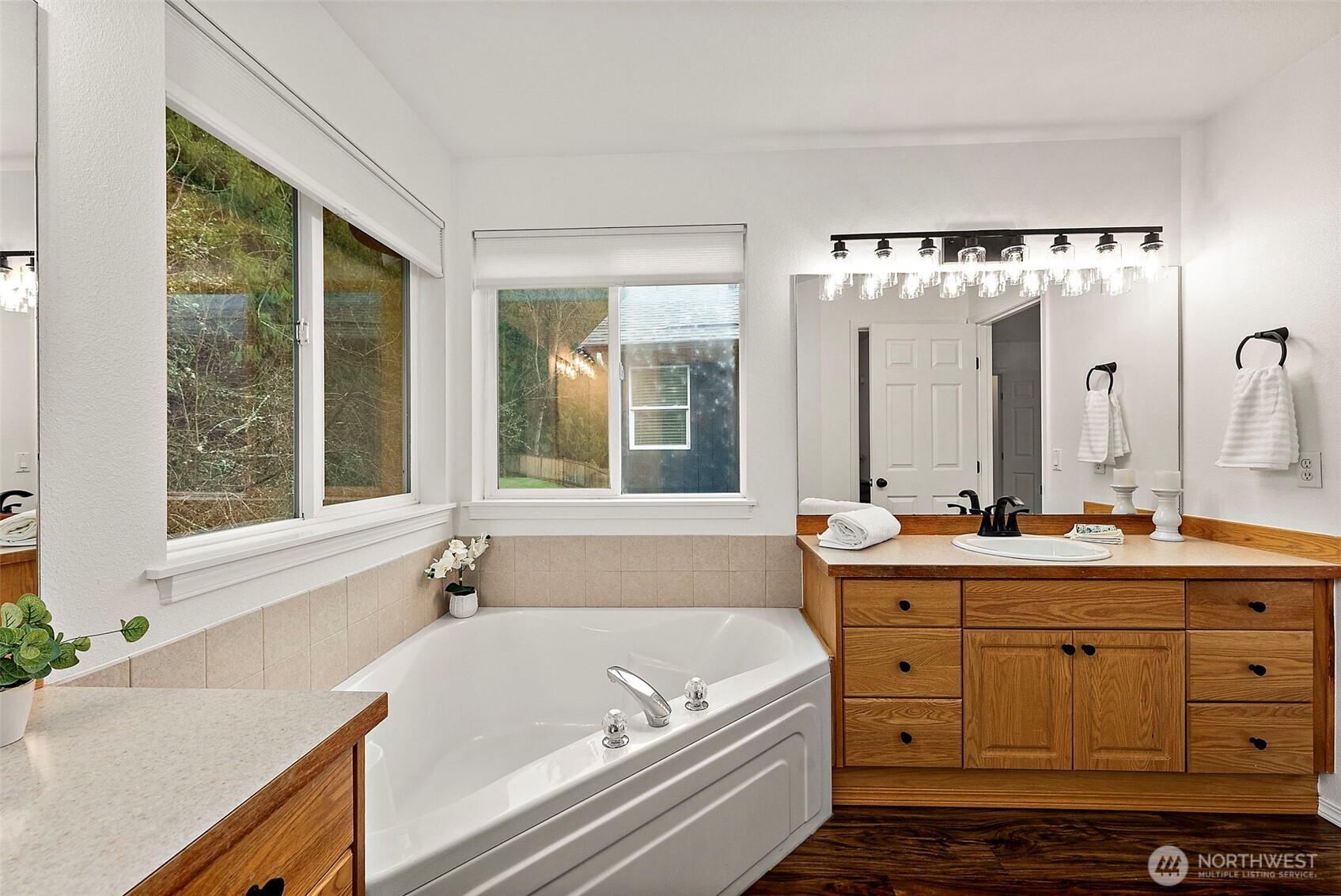 10503 180th Avenue E, Bonney Lake, WA 98391-7083