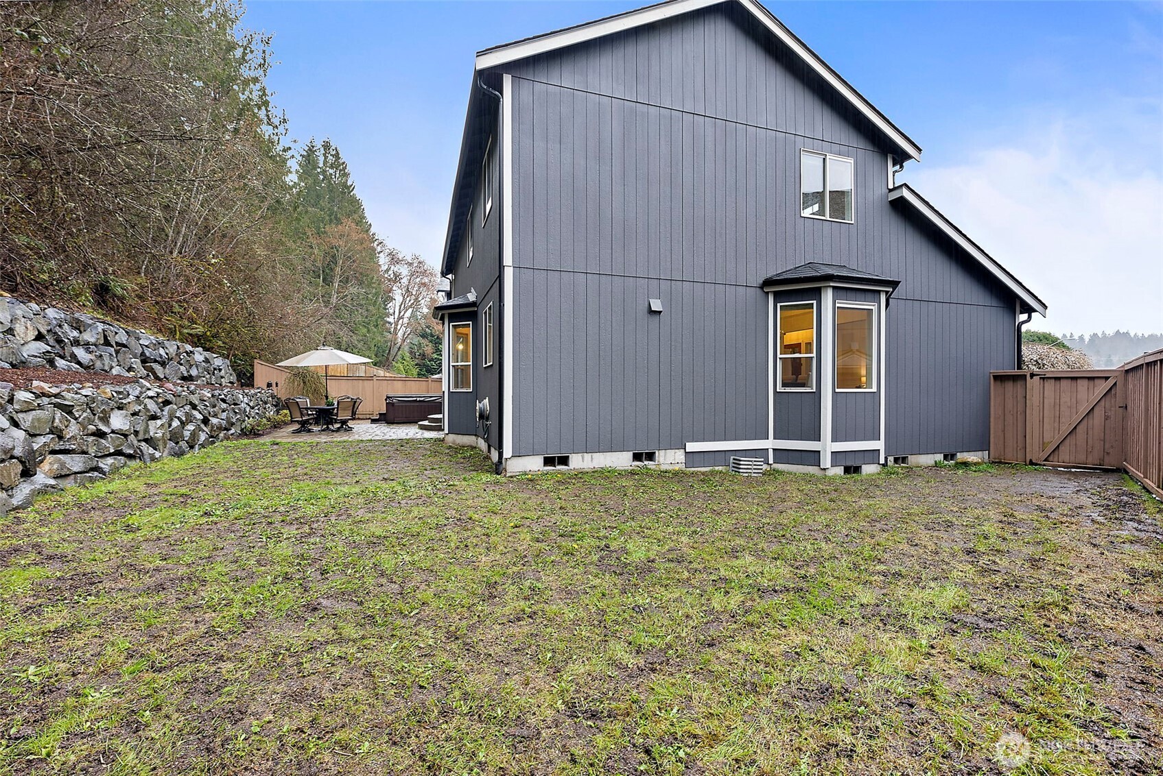 10503 180th Avenue E, Bonney Lake, WA 98391-7083