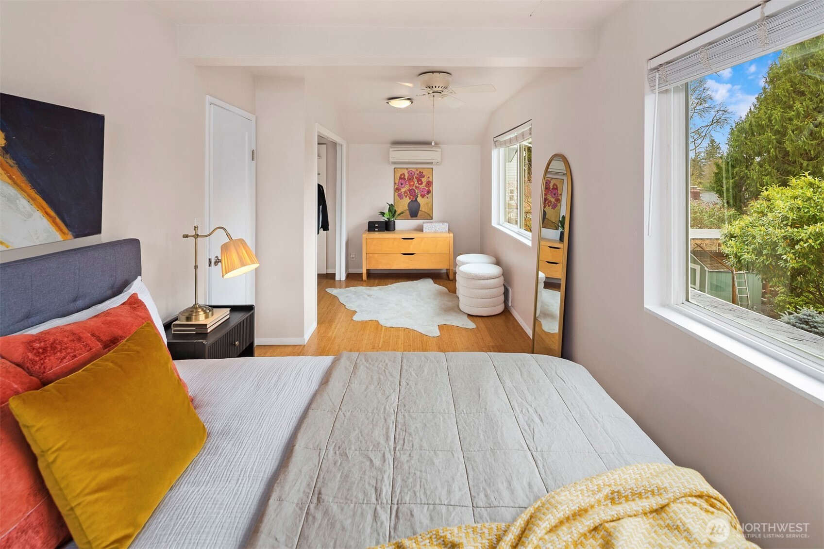 6939 Fauntleroy Way SW, Seattle, WA 98136