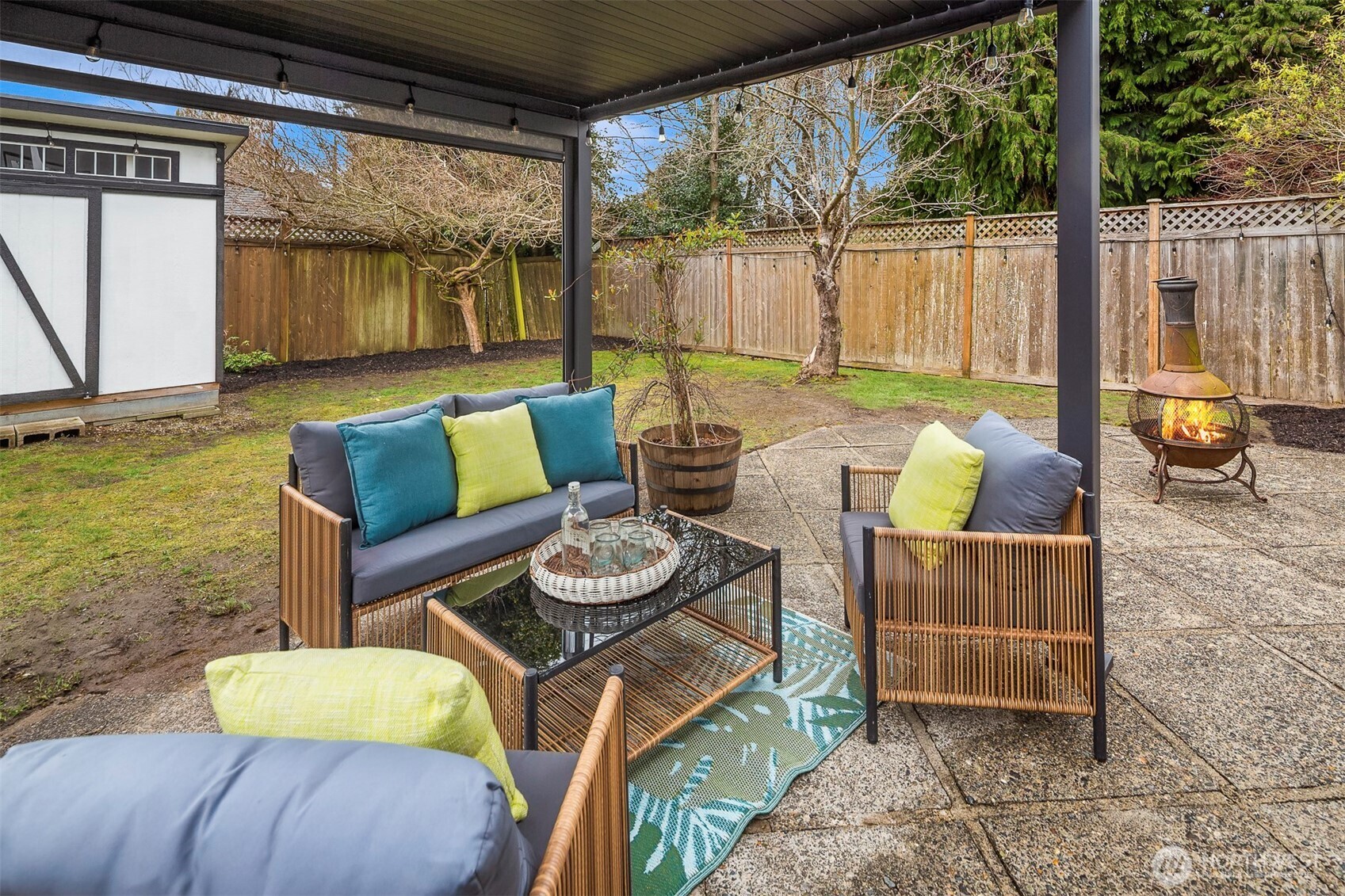 6939 Fauntleroy Way SW, Seattle, WA 98136