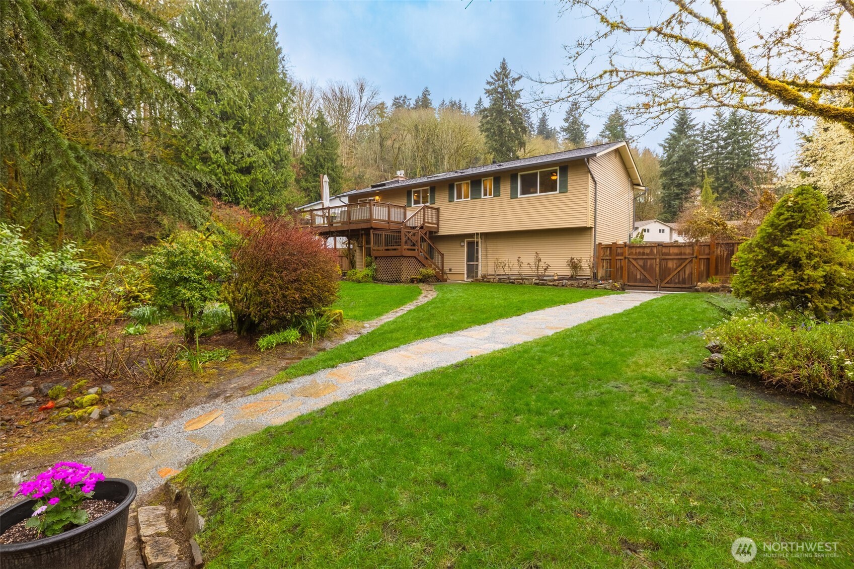 25650 44th Avenue S, Kent, WA 98032