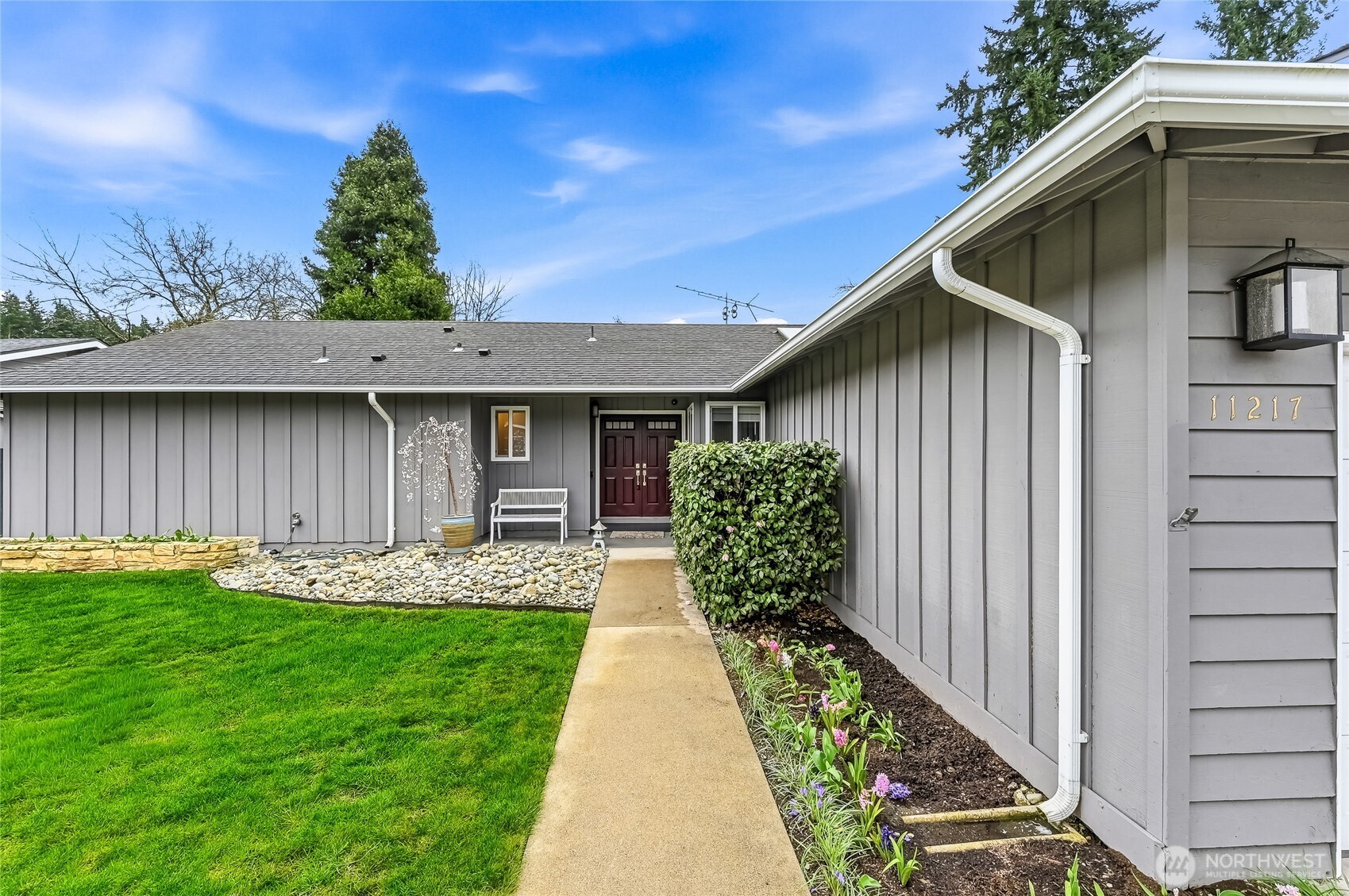 11217 NE 147th Street , Kirkland, WA 98034