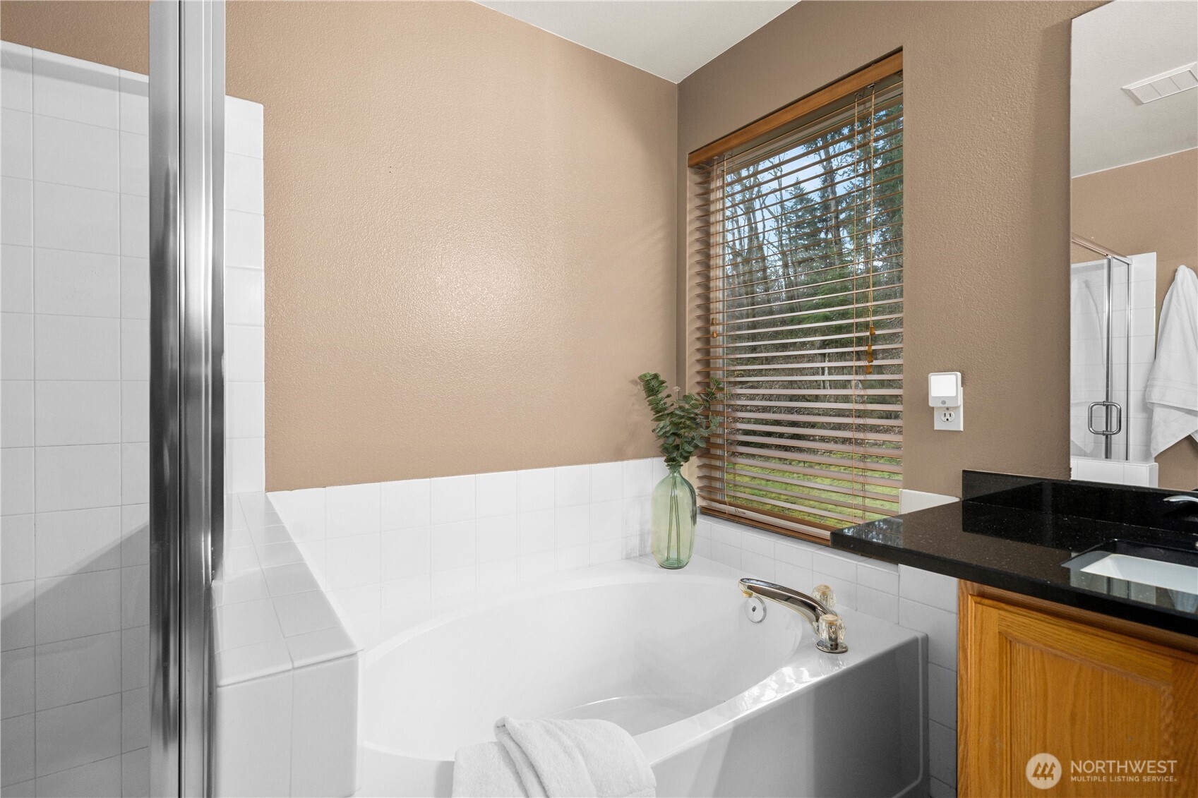 20055 SE 290th Place , Kent, WA 98042