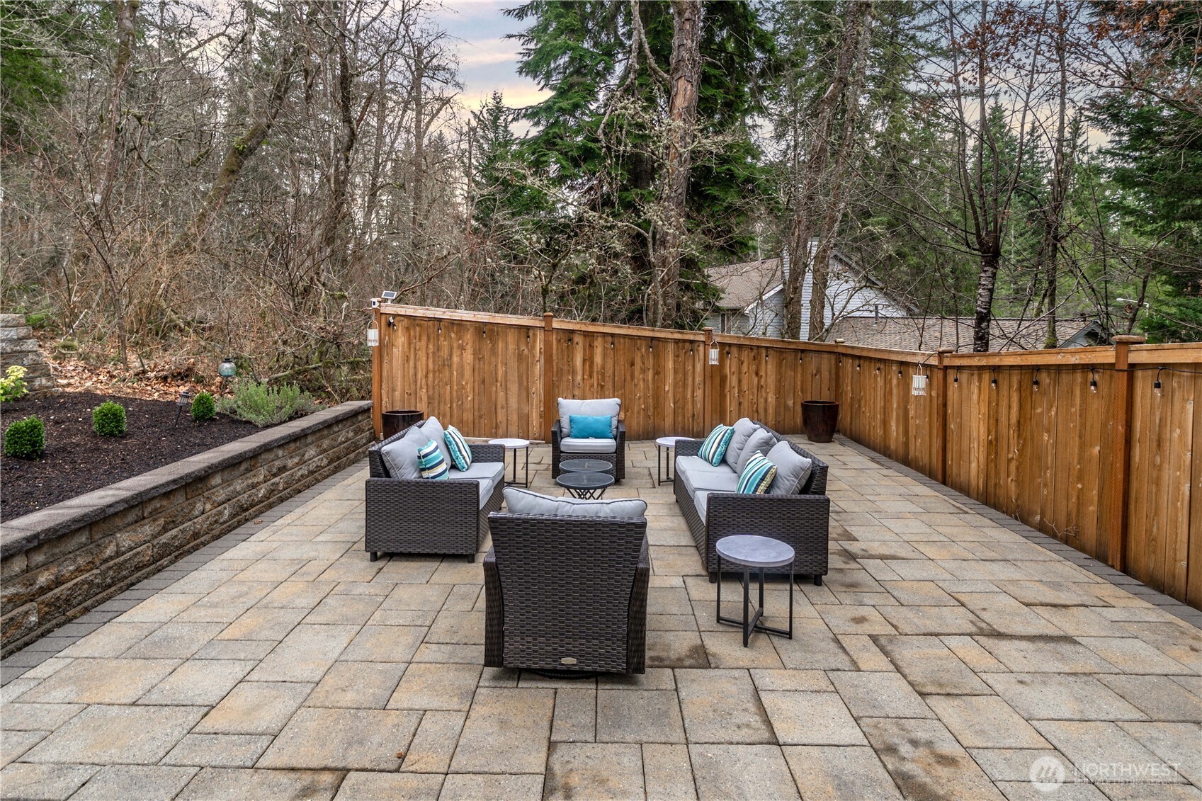 20055 SE 290th Place , Kent, WA 98042