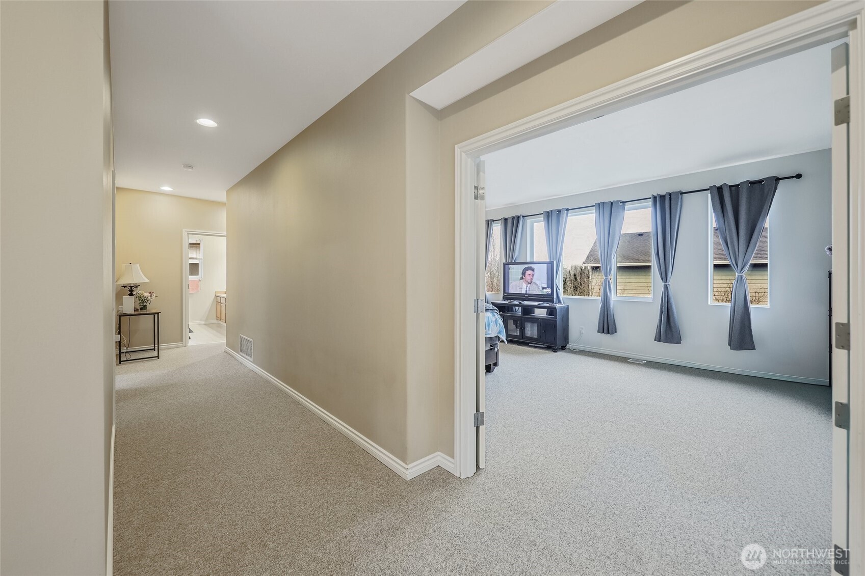 24524 SE 278th Street , Maple Valley, WA 98038