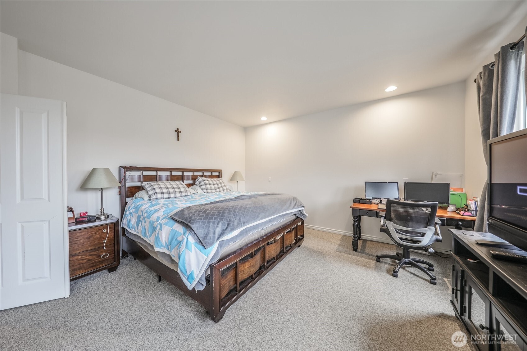 24524 SE 278th Street , Maple Valley, WA 98038