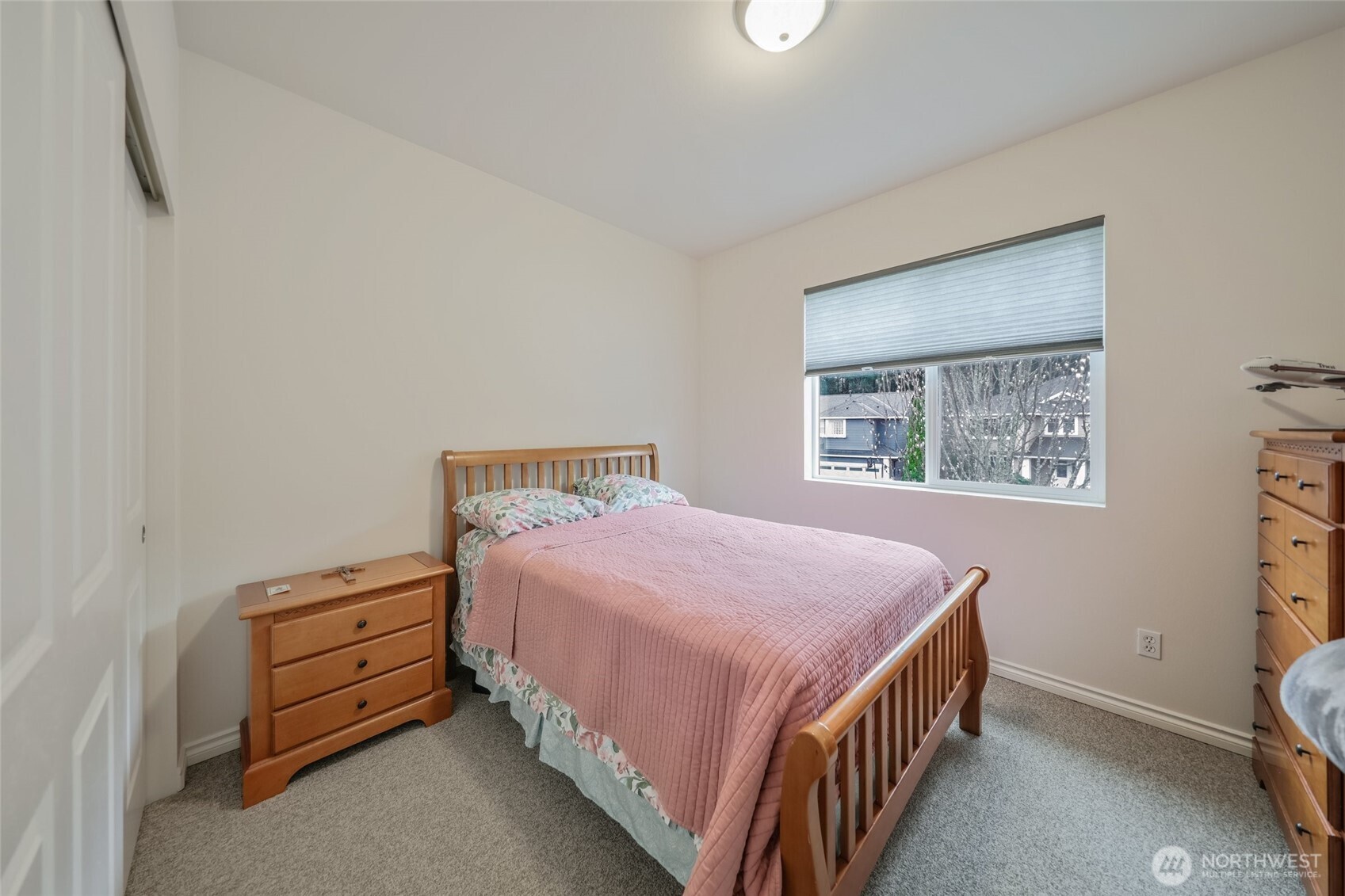 24524 SE 278th Street , Maple Valley, WA 98038