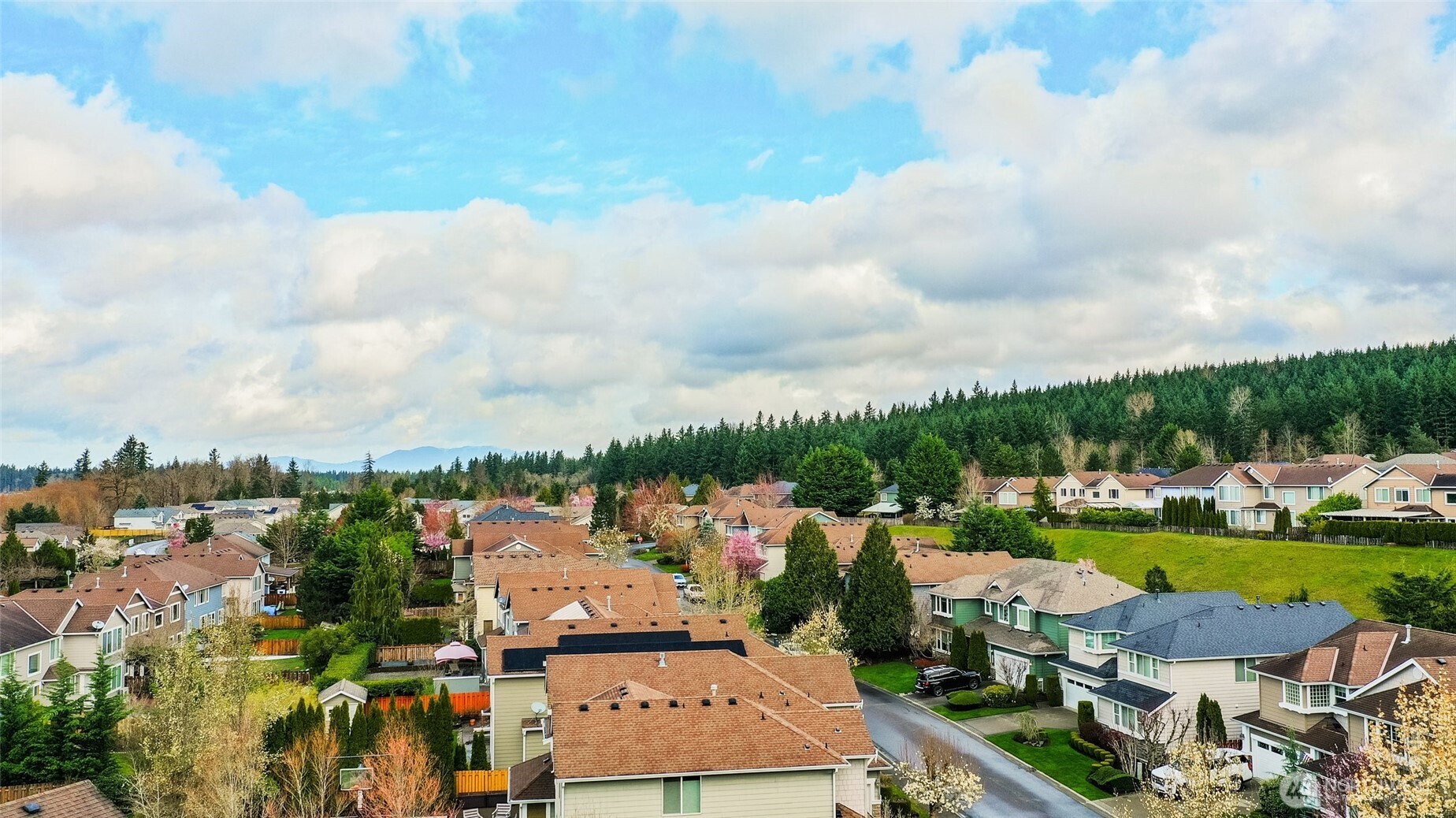 24524 SE 278th Street , Maple Valley, WA 98038