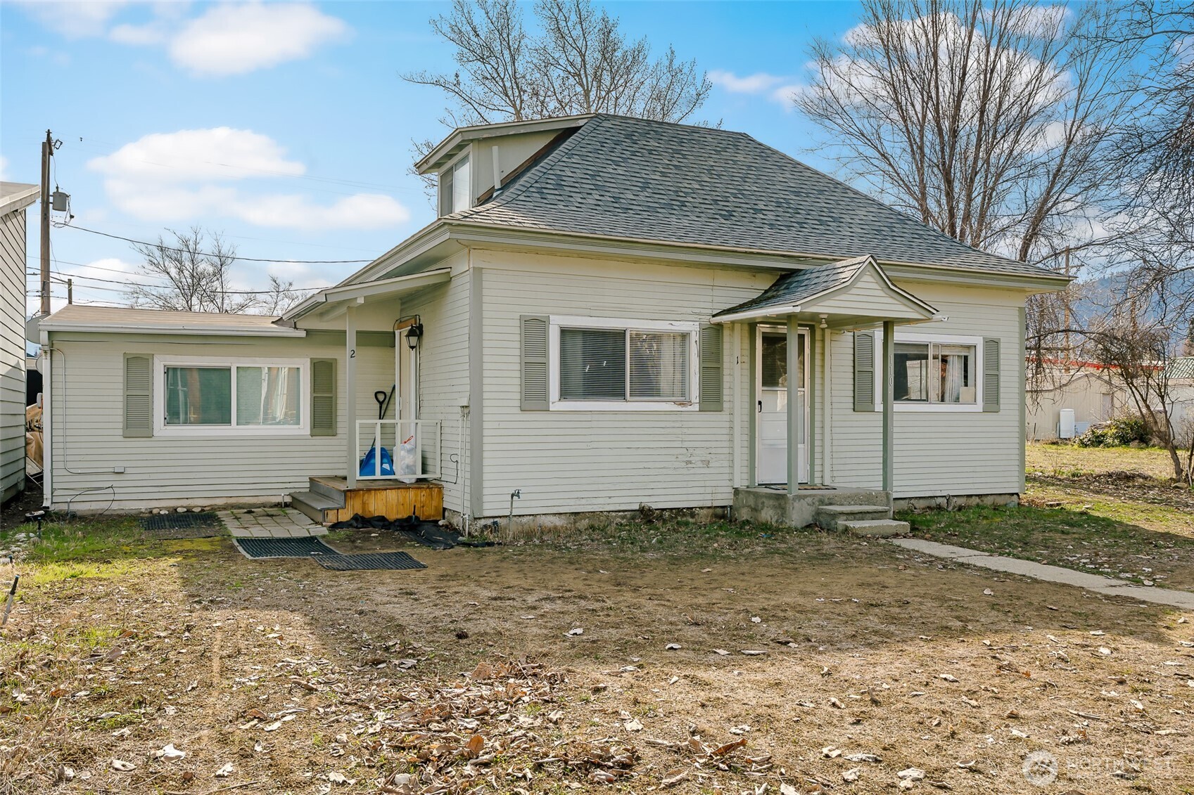 110 E Pleasant Avenue #1 & 2, Cashmere, WA 98815