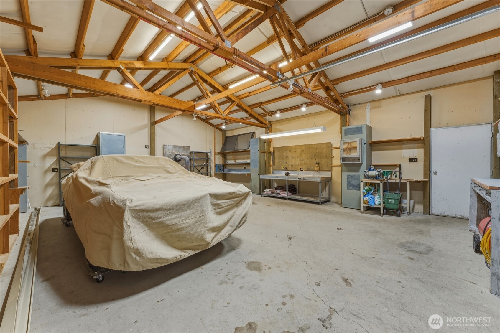 305 NE A Street , College Place, WA 99324