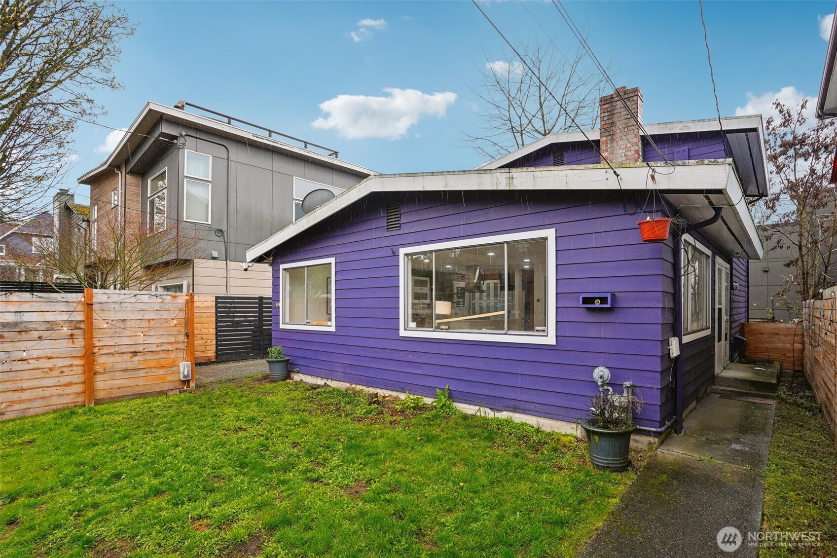 1609 E Alder Street , Seattle, WA 98122