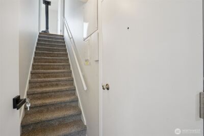 1609 E Alder Street , Seattle, WA 98122 - Photo 27