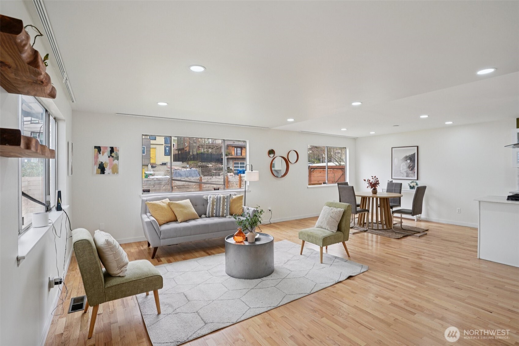 1609 E Alder Street , Seattle, WA 98122