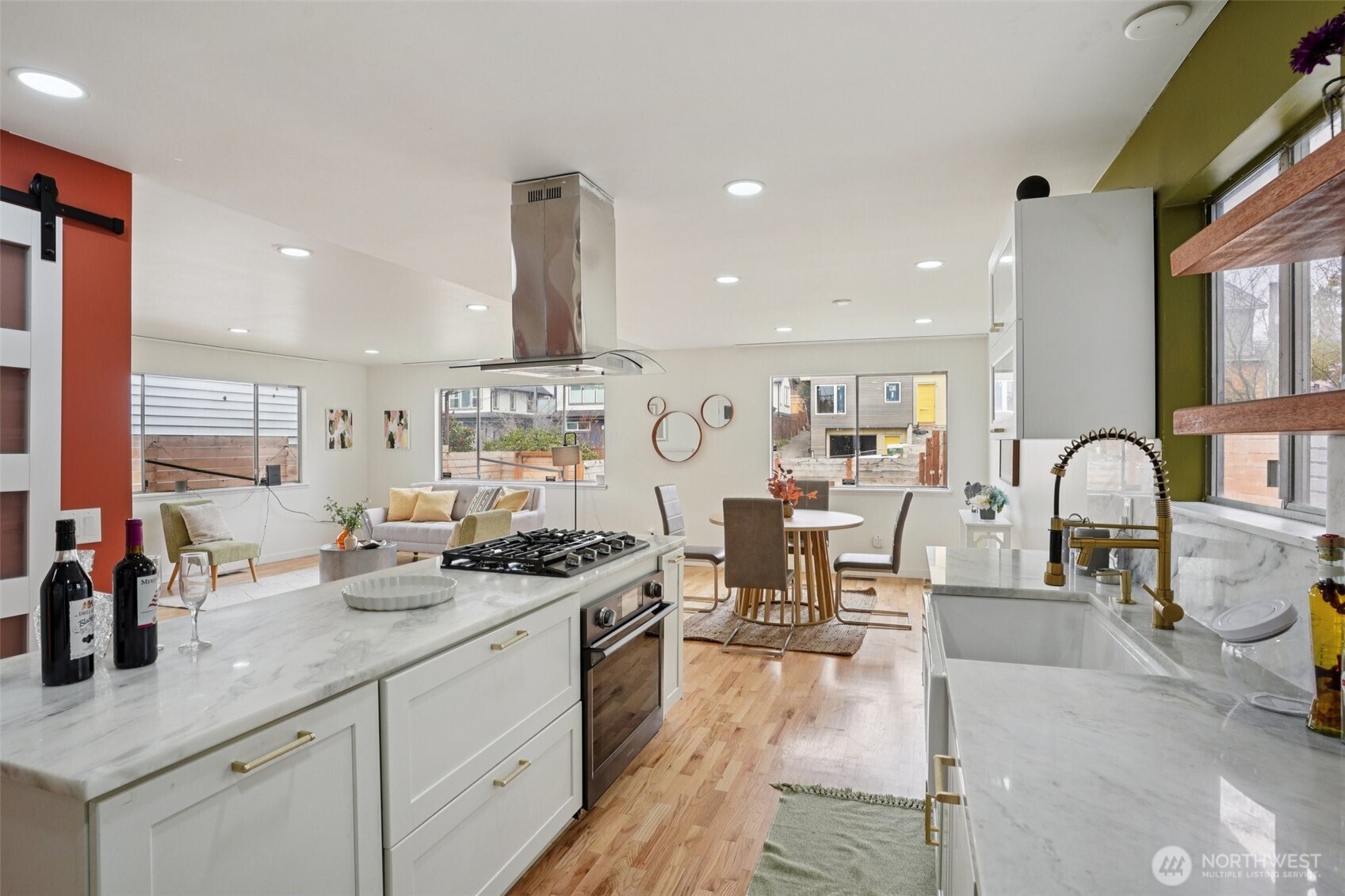 1609 E Alder Street , Seattle, WA 98122