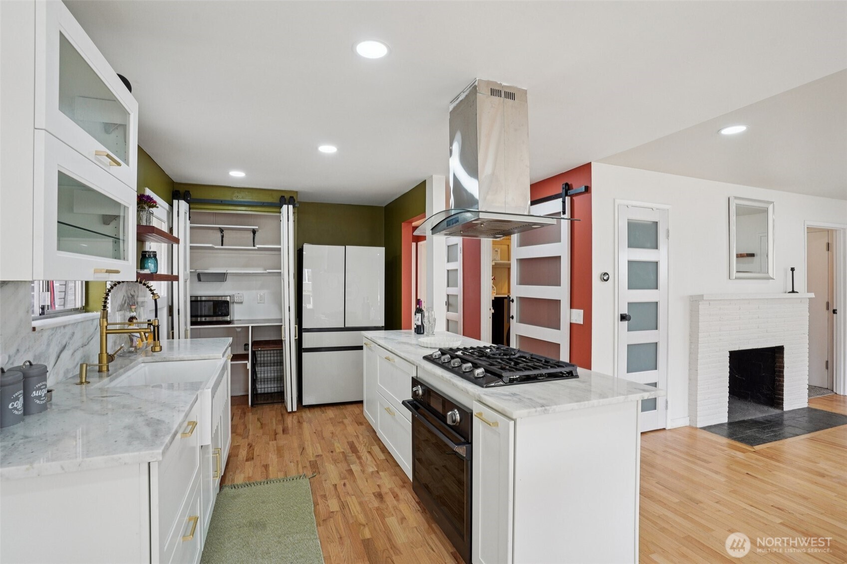 1609 E Alder Street , Seattle, WA 98122