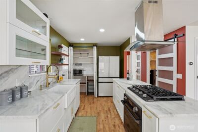 1609 E Alder Street , Seattle, WA 98122 - Photo 9