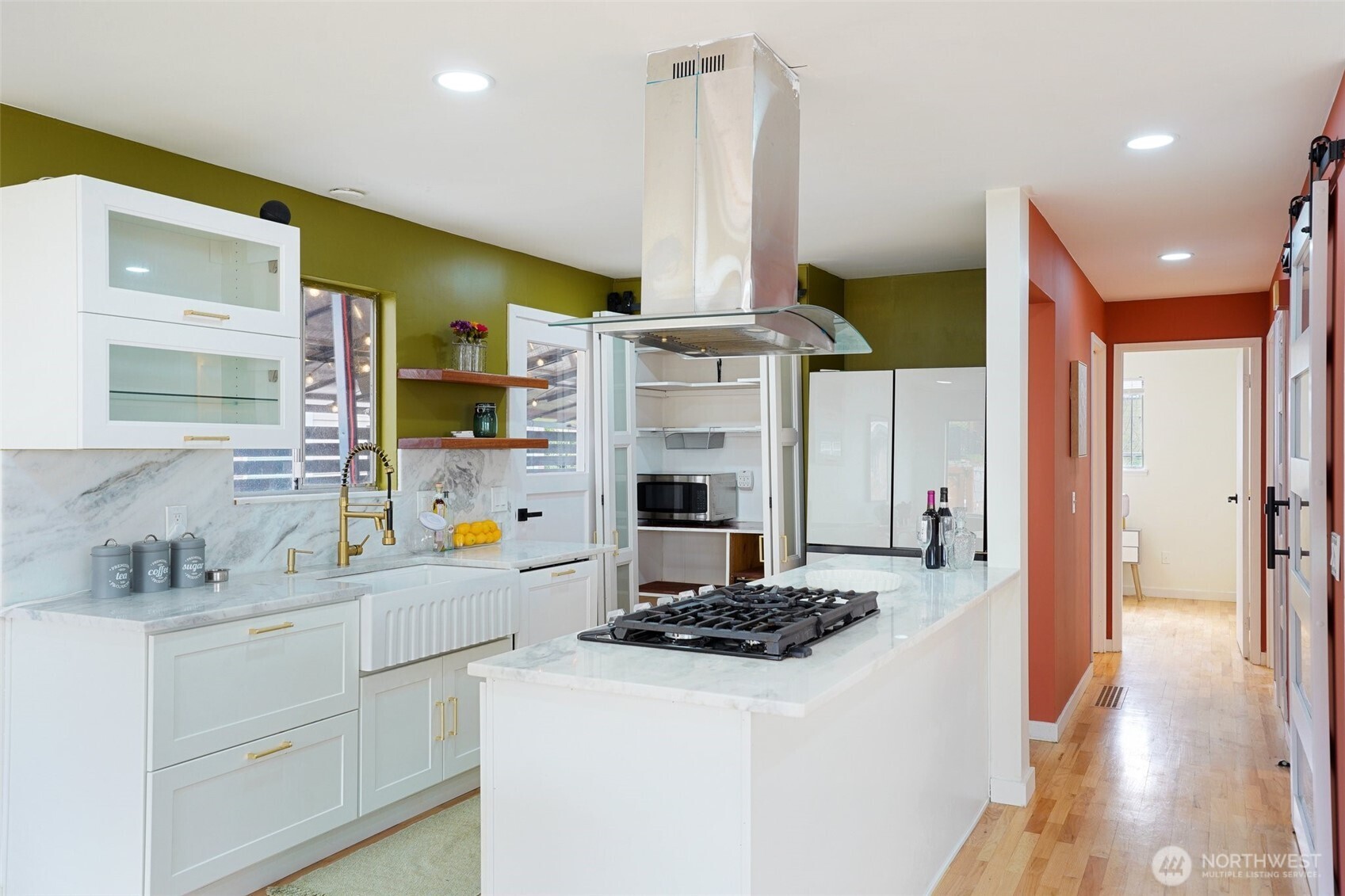 1609 E Alder Street , Seattle, WA 98122