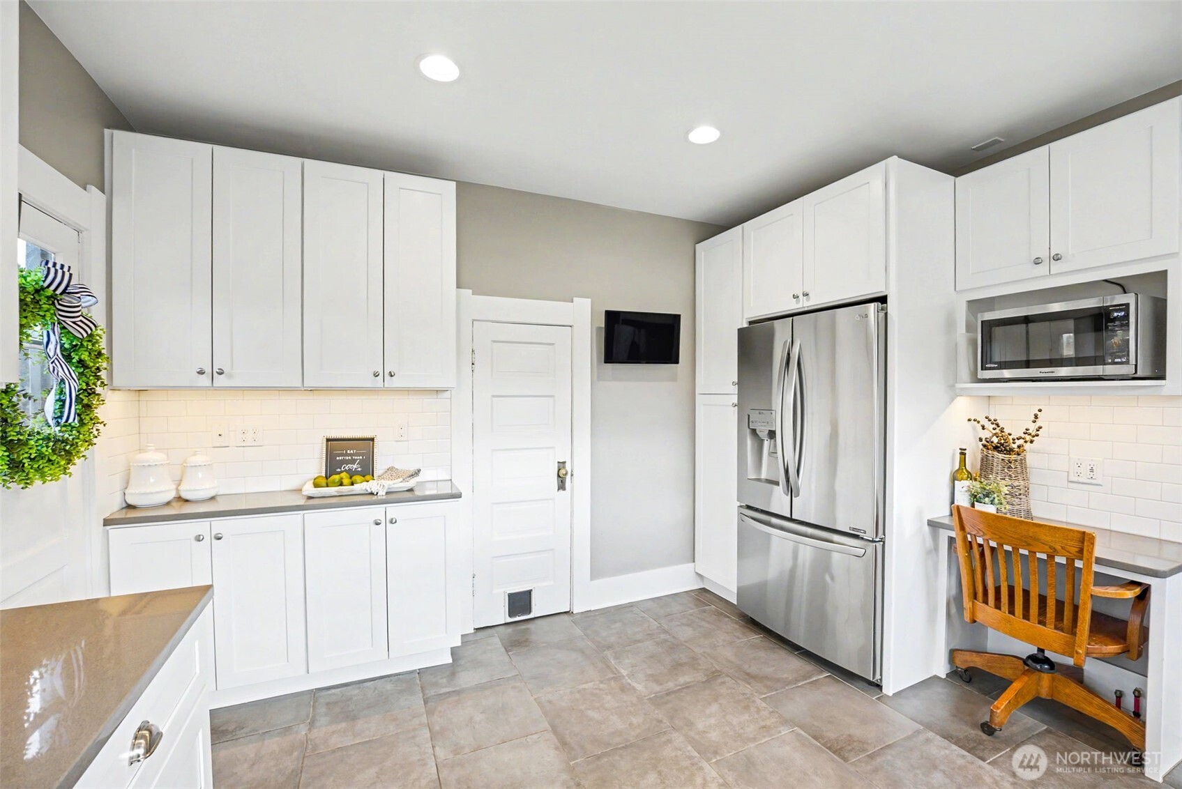 3225 N 20th Street , Tacoma, WA 98406