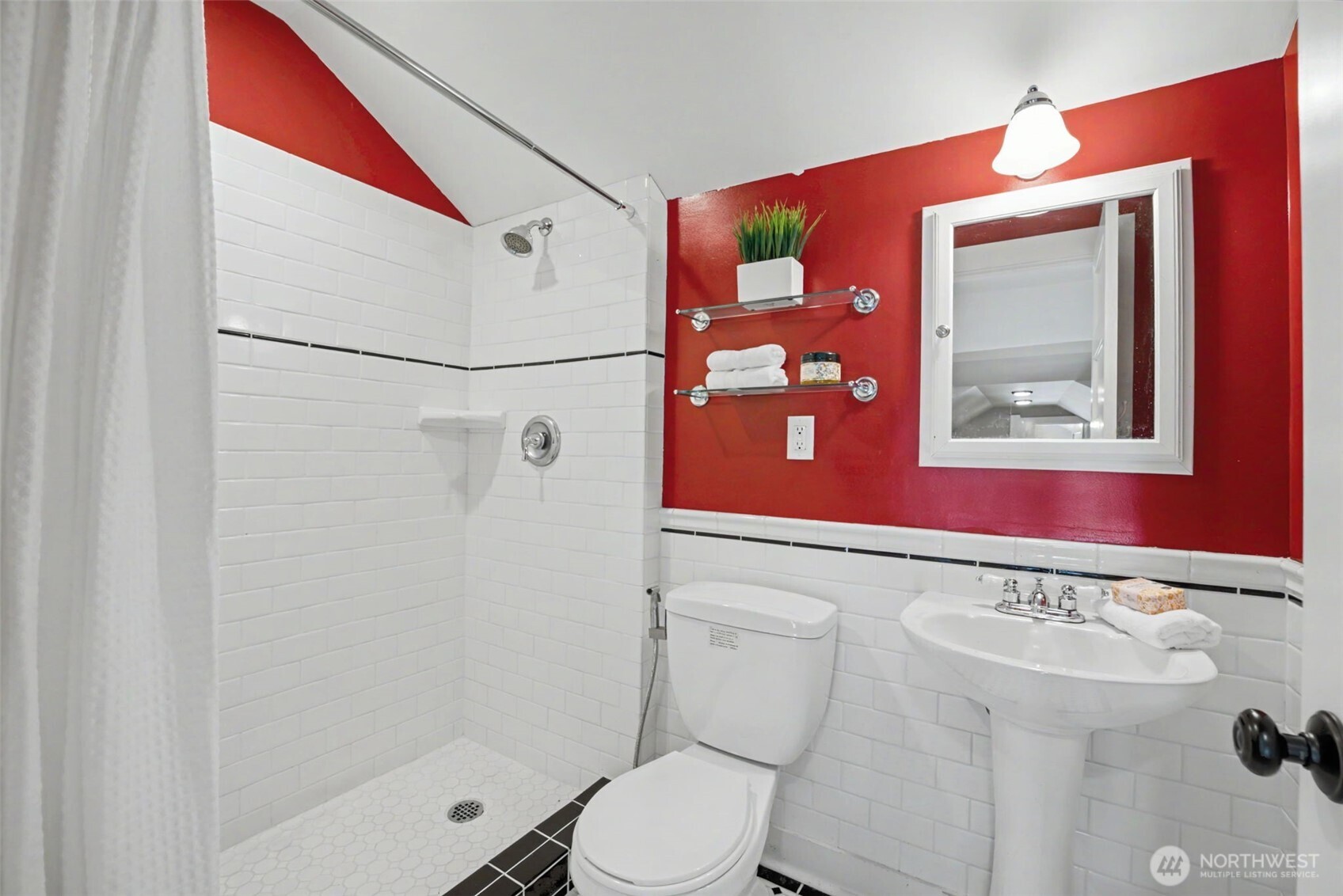 3225 N 20th Street , Tacoma, WA 98406