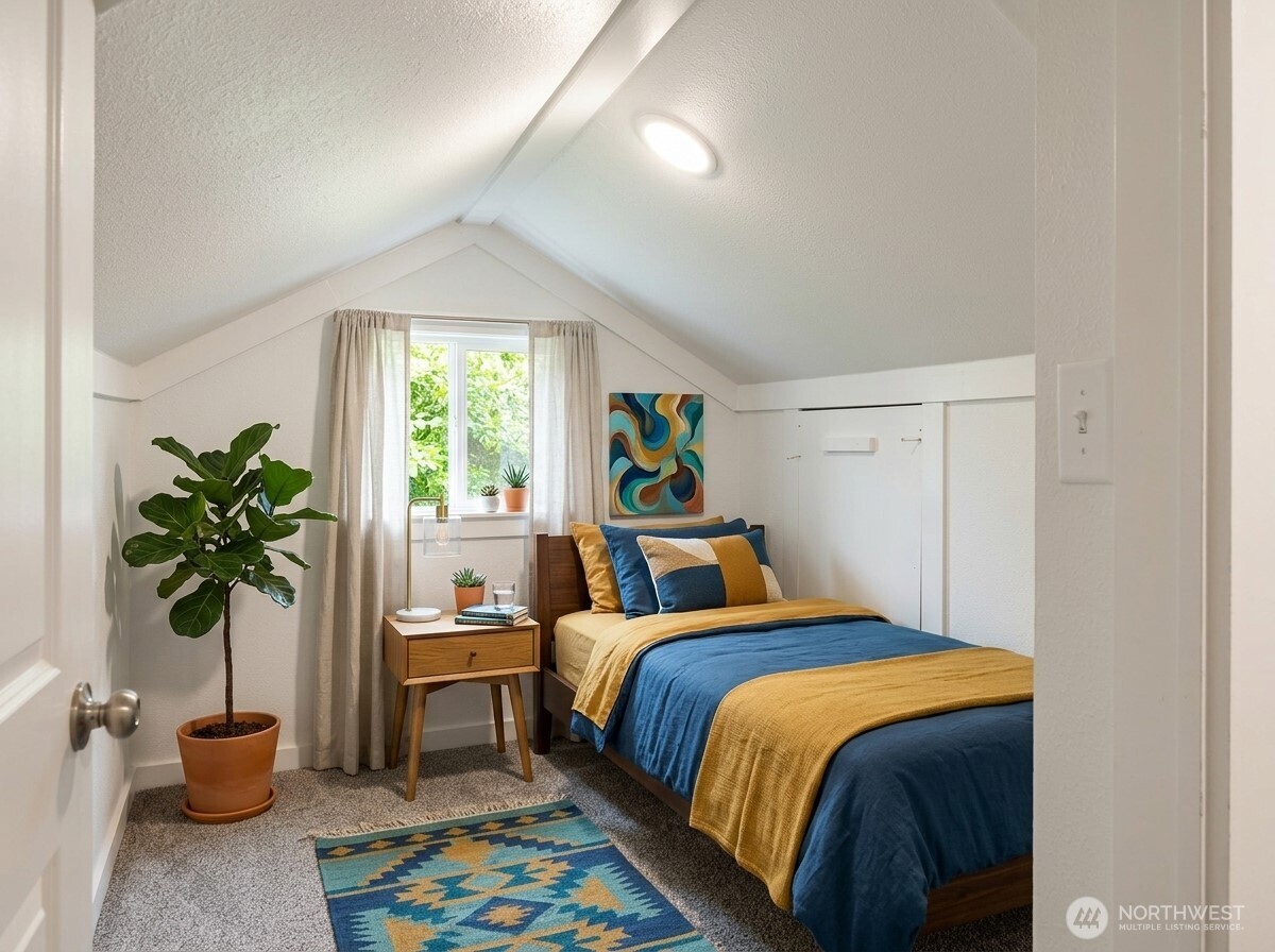 1619 Bayview Drive W, Bremerton, WA 98312