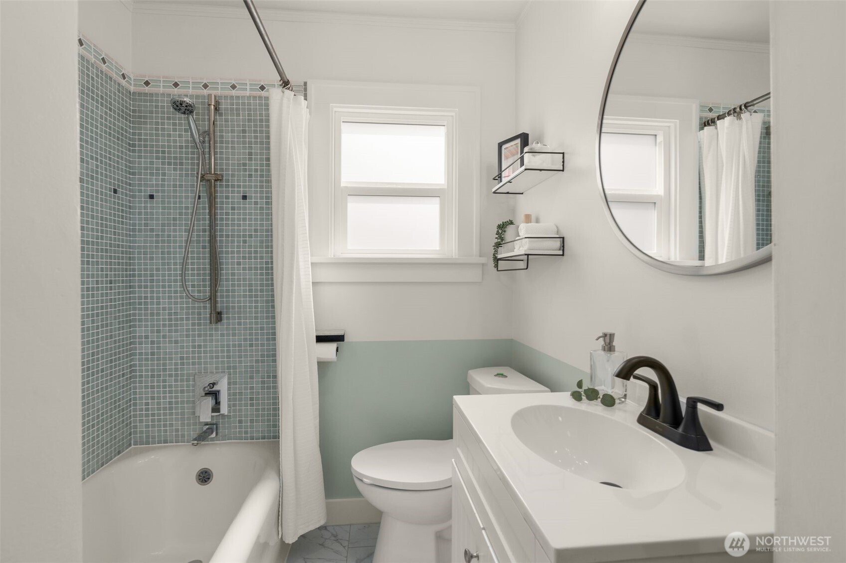 5009 S Alaska Street , Seattle, WA 98118