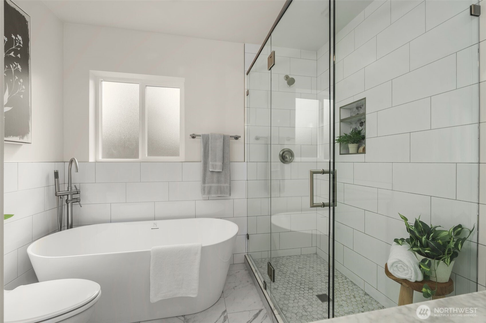 5009 S Alaska Street , Seattle, WA 98118