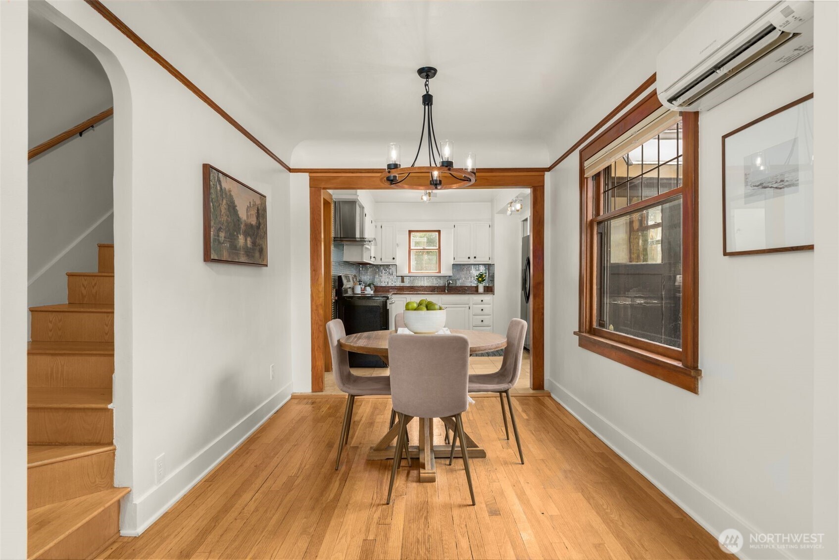 5009 S Alaska Street , Seattle, WA 98118