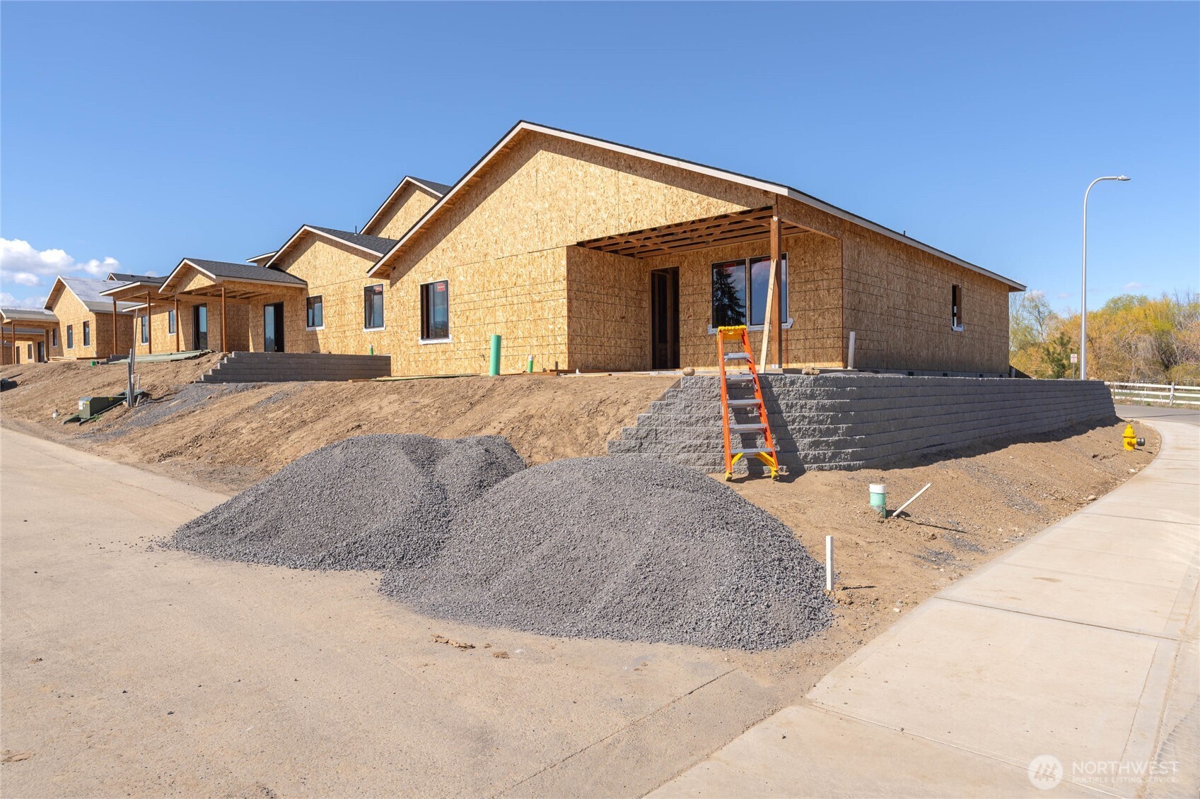 2566 5th ST SE #Lot 33, East Wenatchee, WA 98802