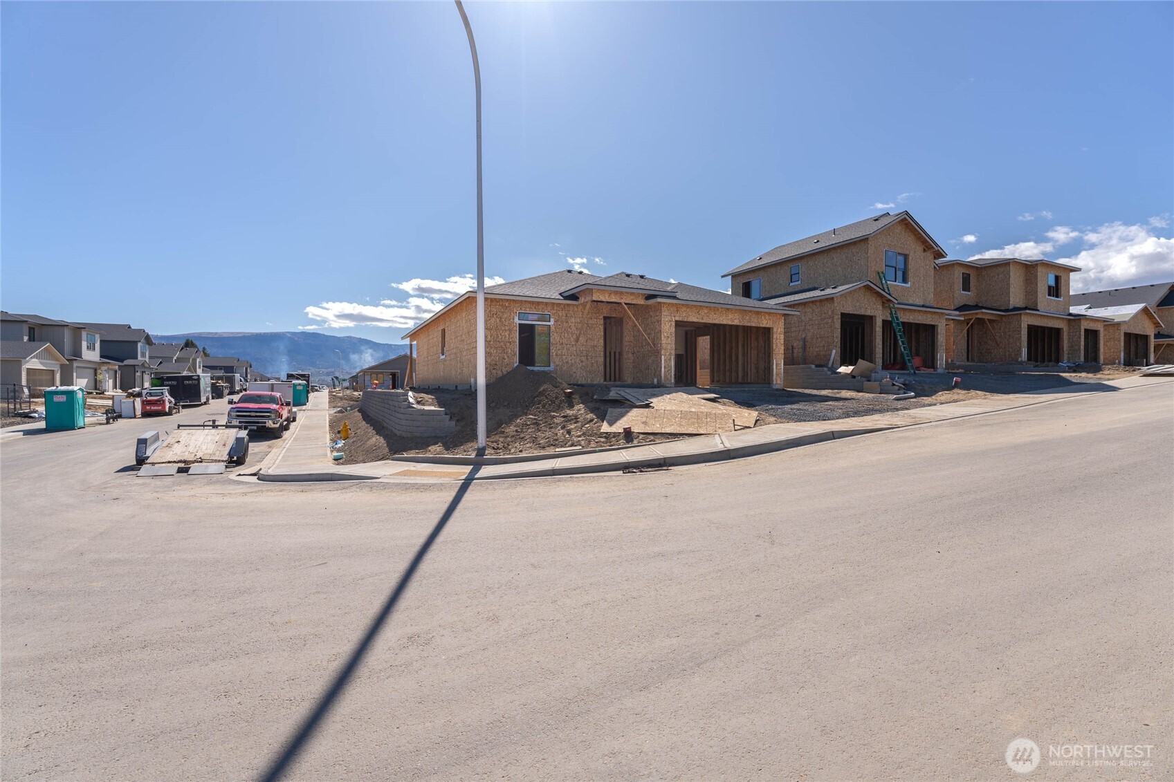 2566 5th ST SE #Lot 33, East Wenatchee, WA 98802