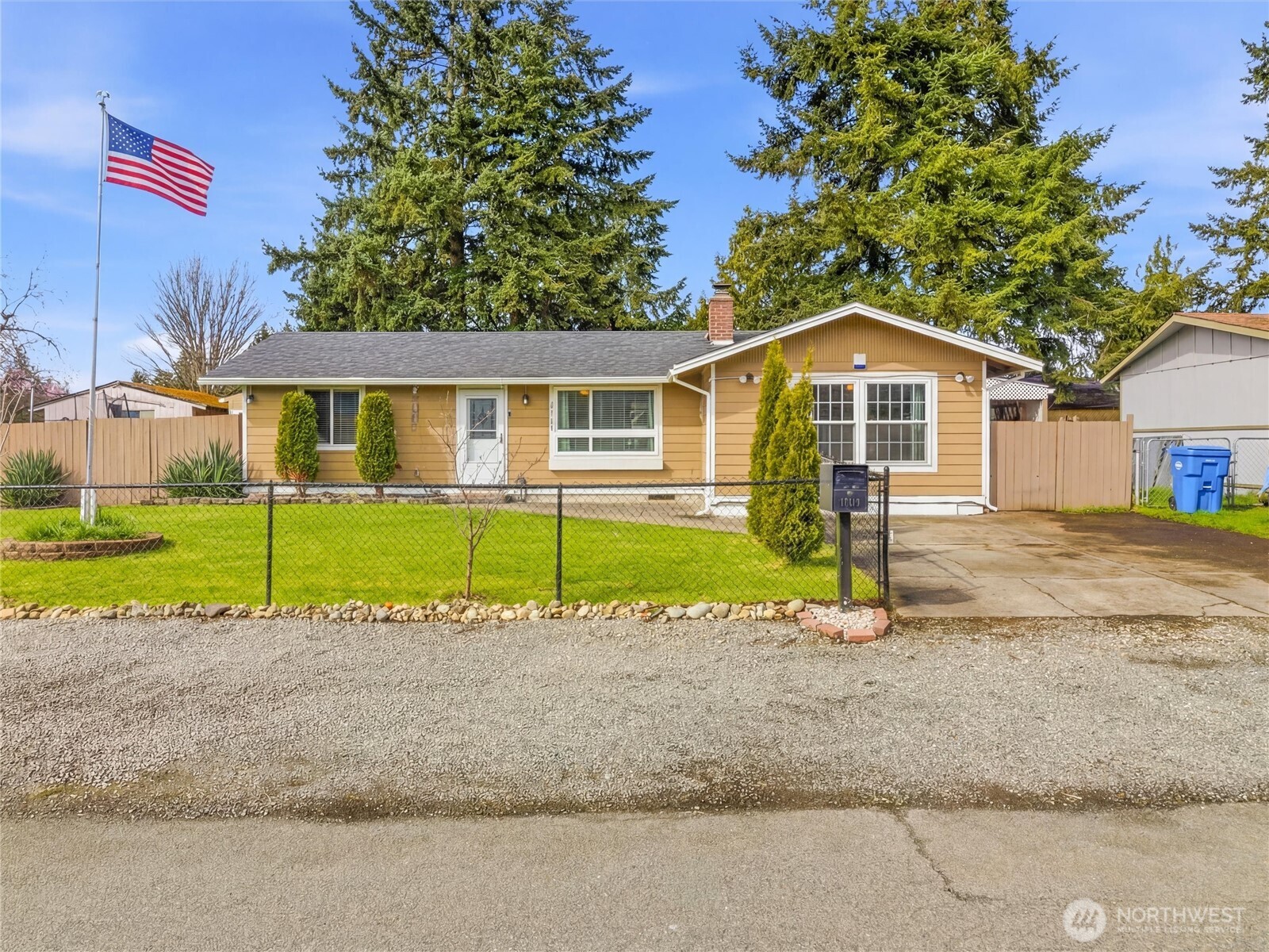 17116 6th Avenue Ct E, Spanaway, WA 98387