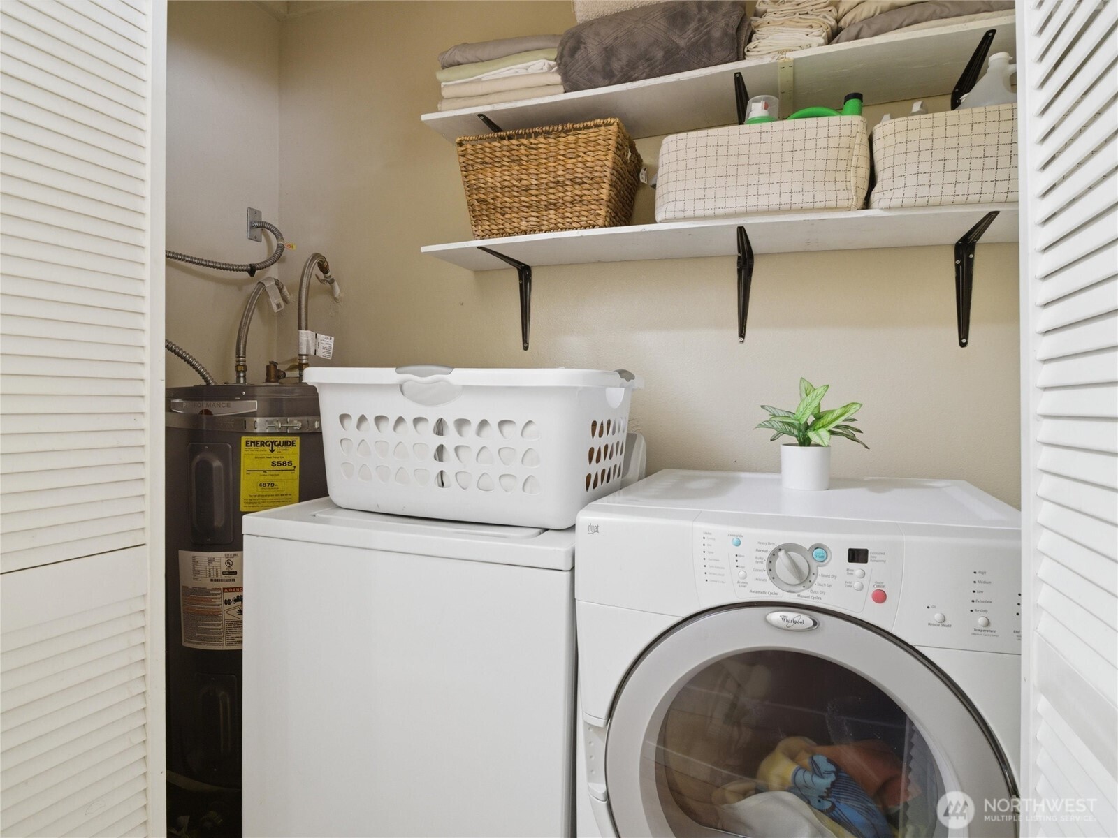 17116 6th Avenue Ct E, Spanaway, WA 98387