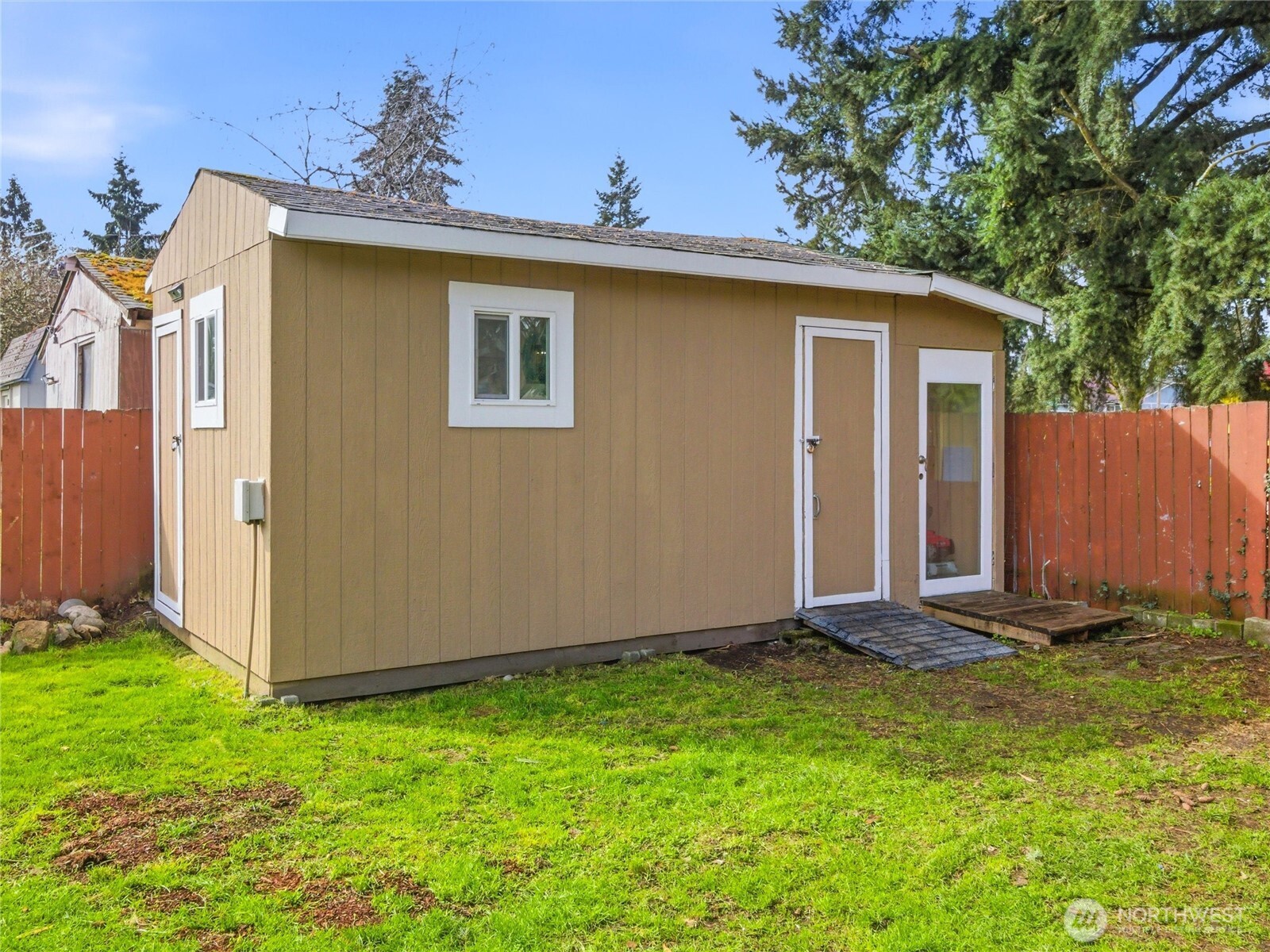 17116 6th Avenue Ct E, Spanaway, WA 98387