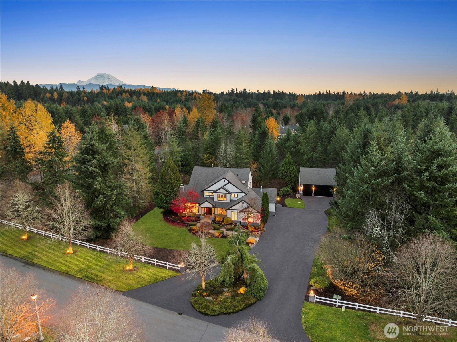 22439 SE 313th Place , Black Diamond, WA 98010